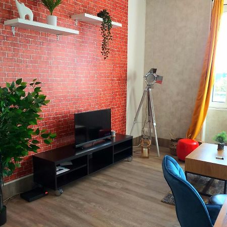 La Tour De Beurre- Appartement Lumineux Et Spacieux 부르주 외부 사진