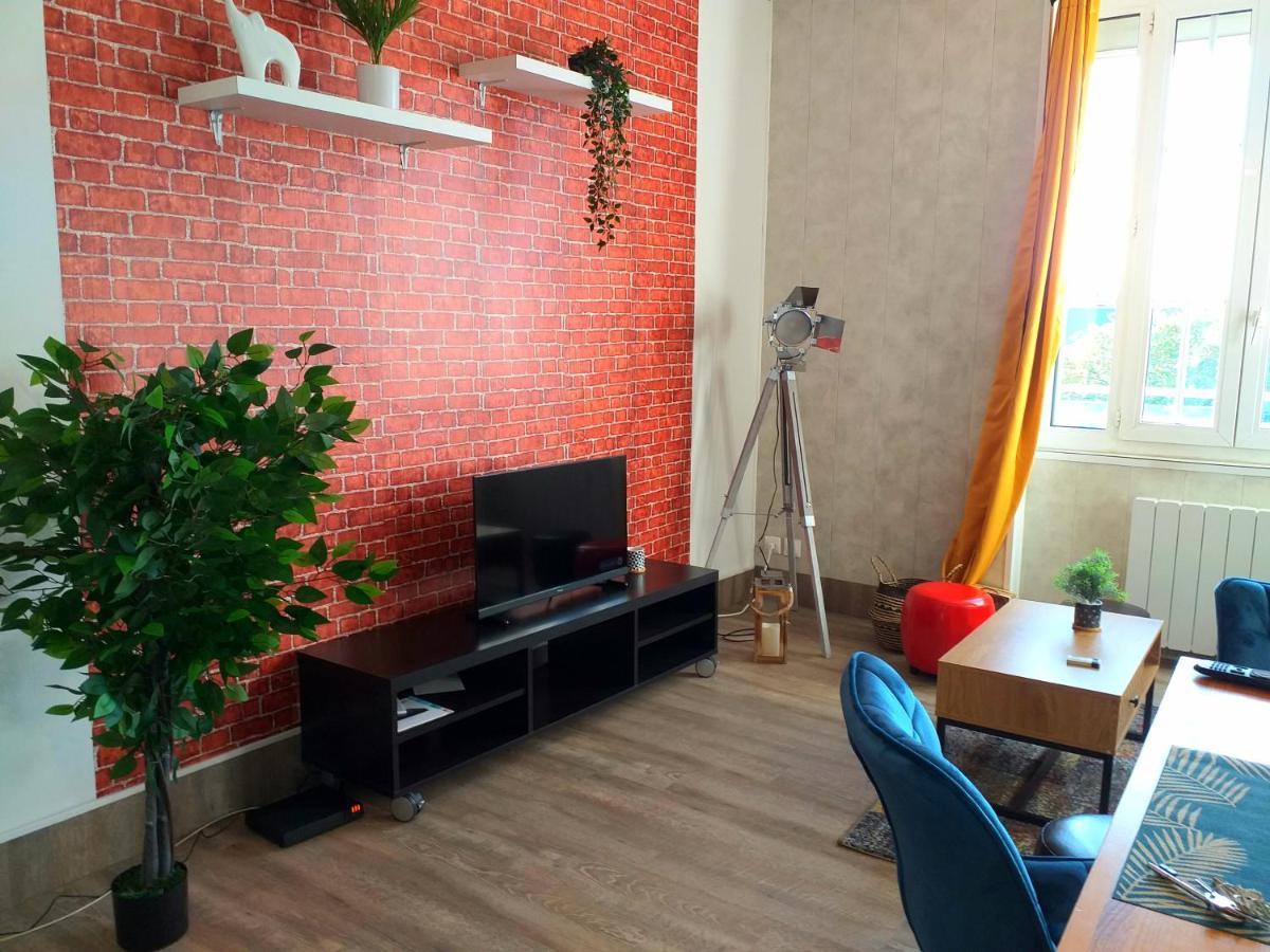 La Tour De Beurre- Appartement Lumineux Et Spacieux 부르주 외부 사진